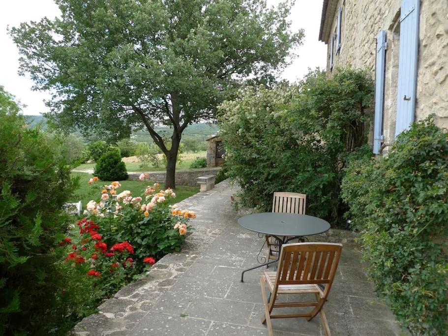 Le Lavoir Lacoste (Vaucluse) Exterior foto